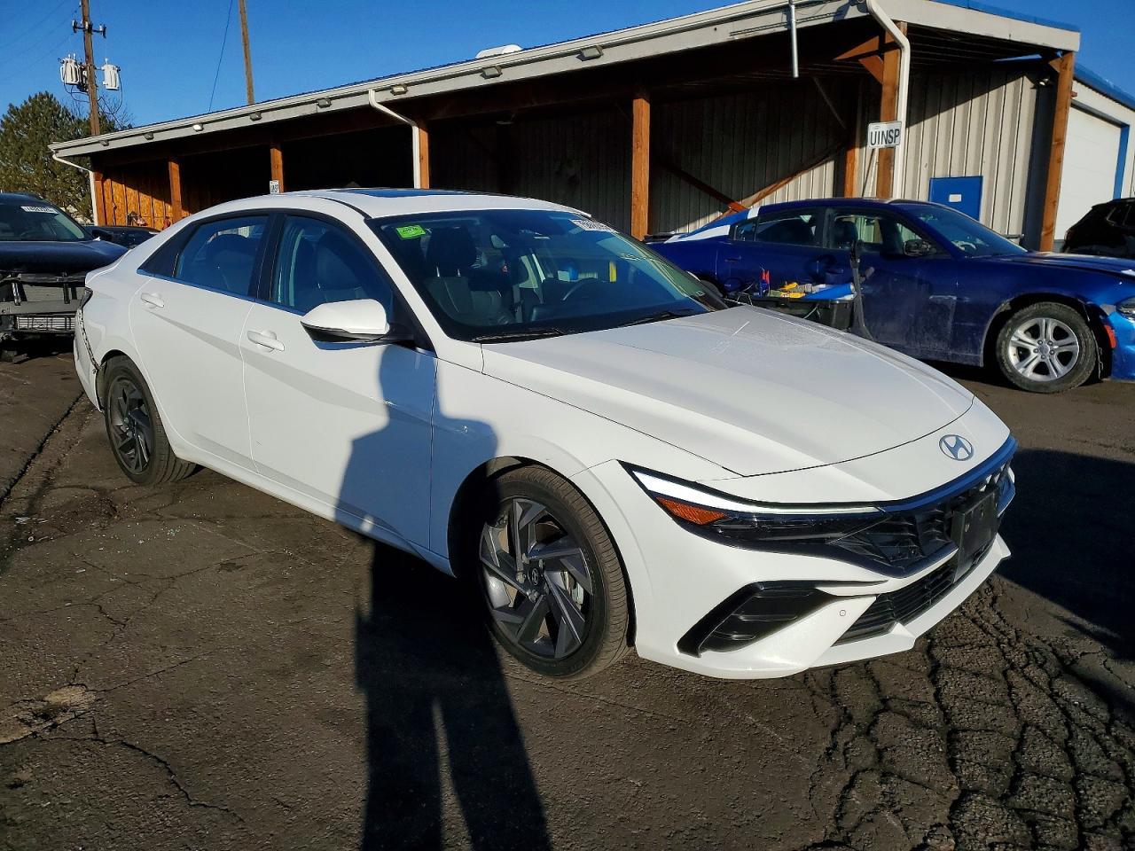 2024 Hyundai Elantra Limited - Фото 4