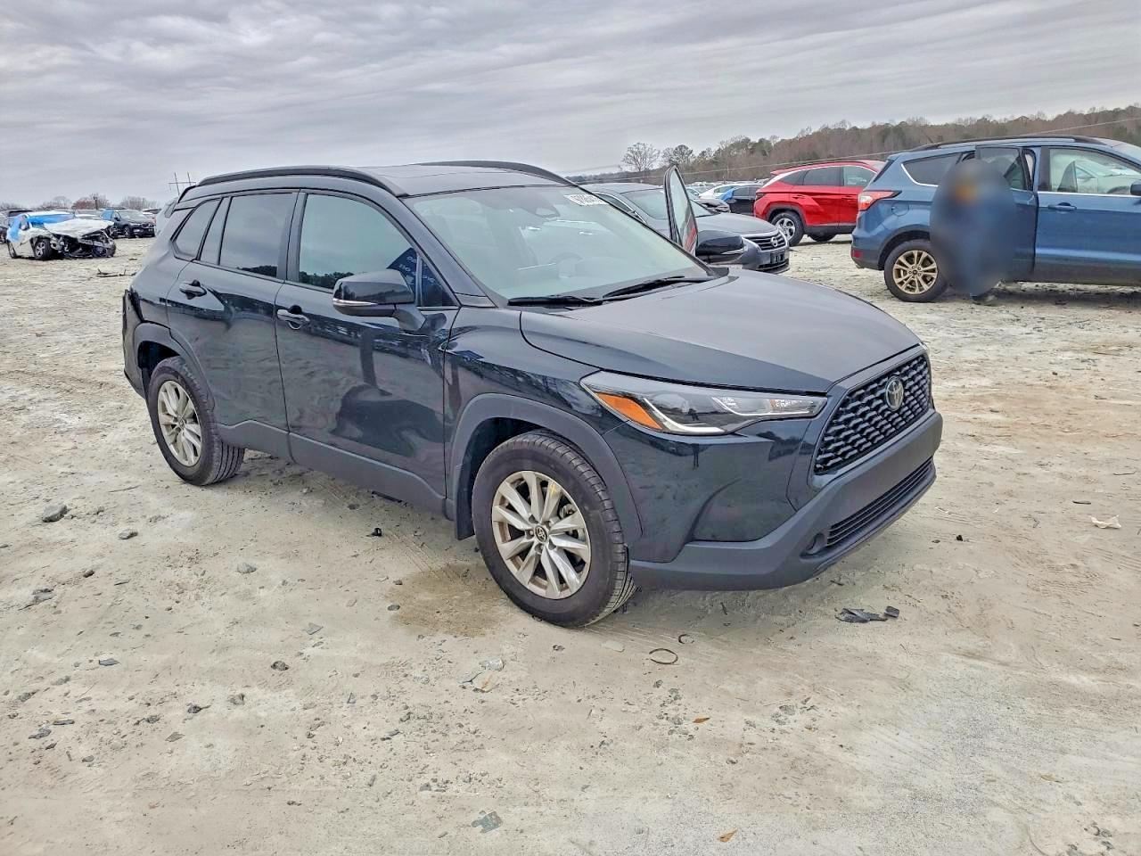 2023 Toyota Corolla Cross Le - Фото 4