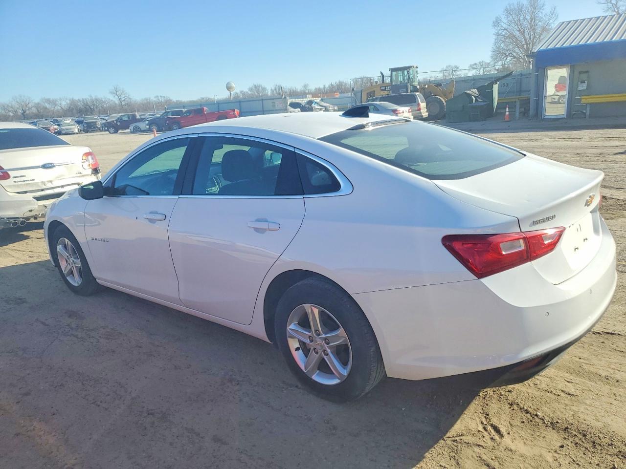 2024 Chevrolet Malibu Ls - Фото 2