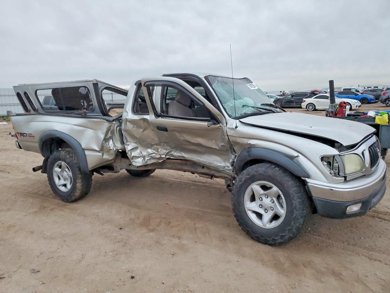 2004 Toyota Tacoma Xtracab Prerunner - Image 4