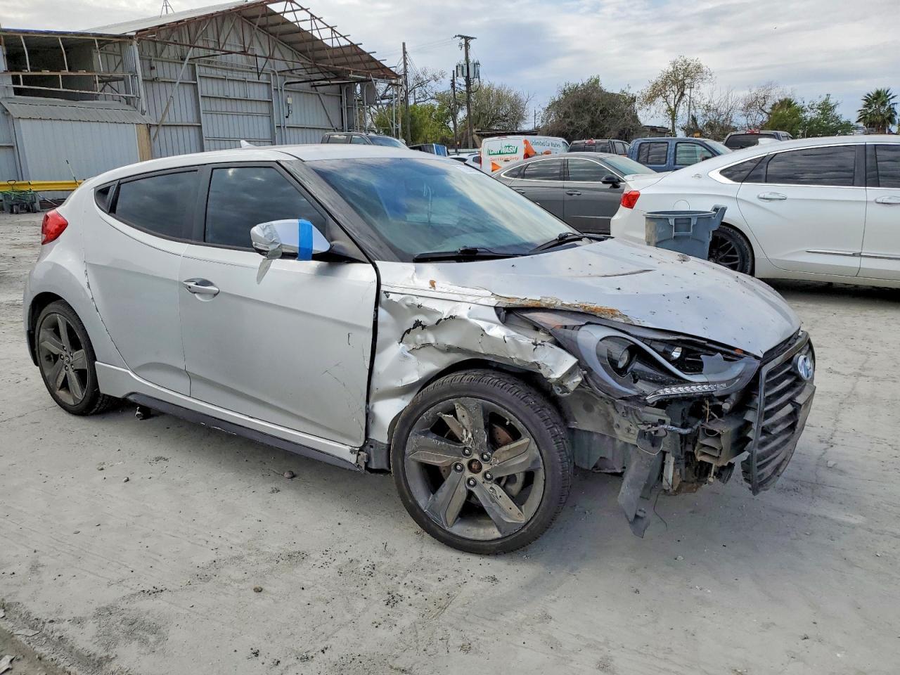 2015 Hyundai Veloster Turbo - Фото 4
