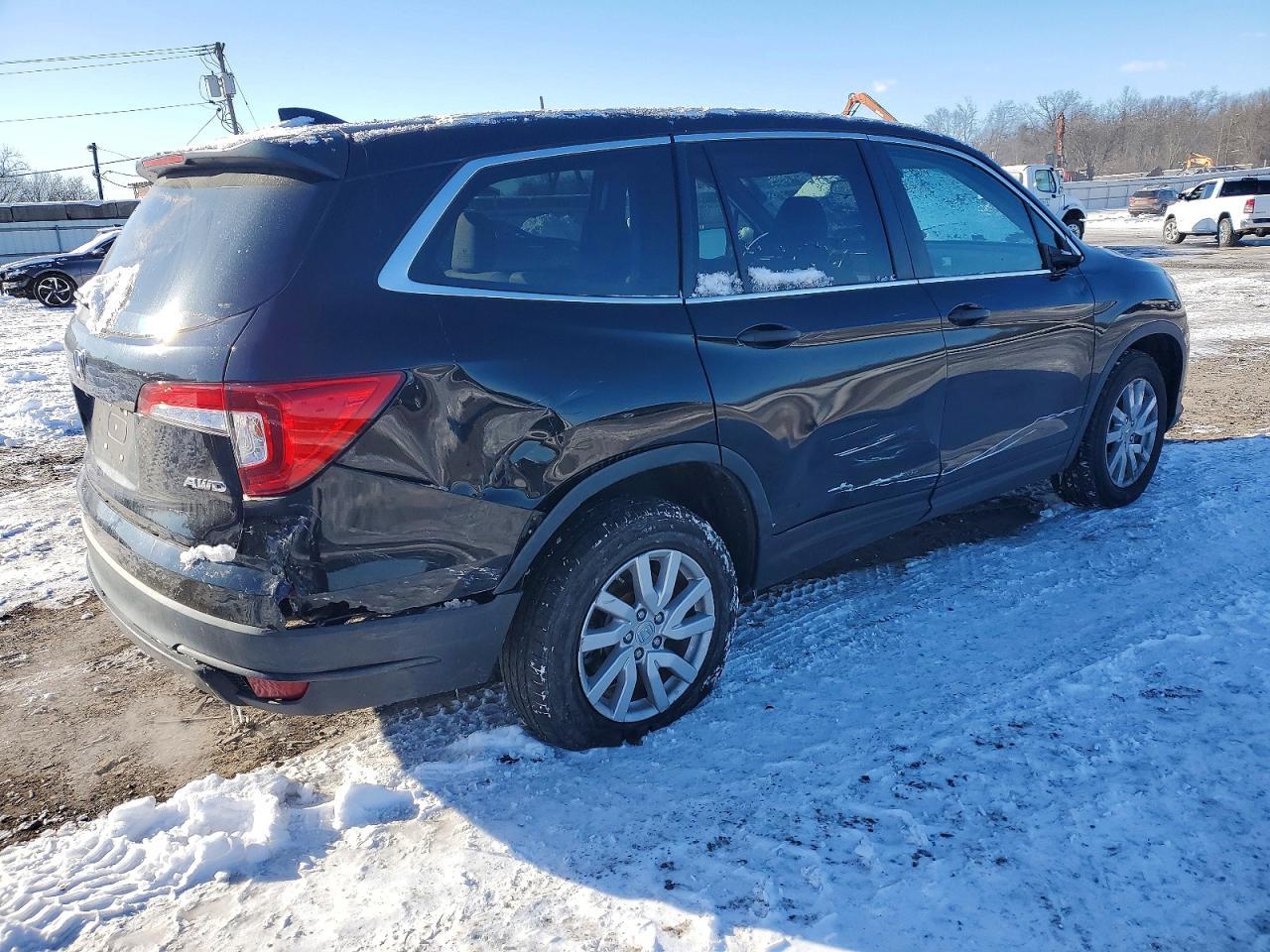 2021 Honda Pilot Lx - Фото 3