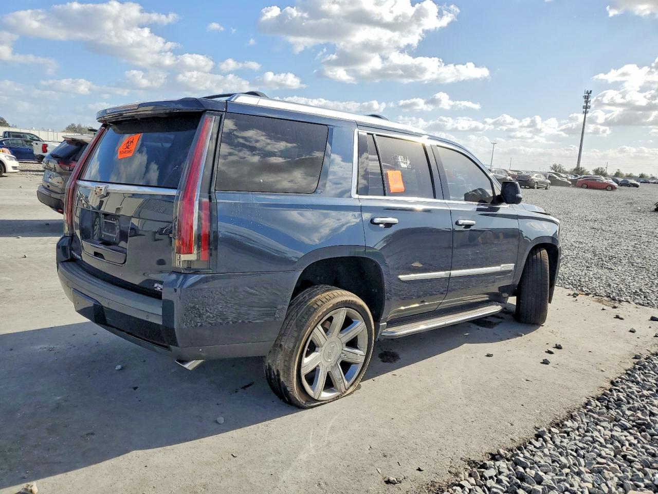 2018 Cadillac Escalade Luxury - Фото 3