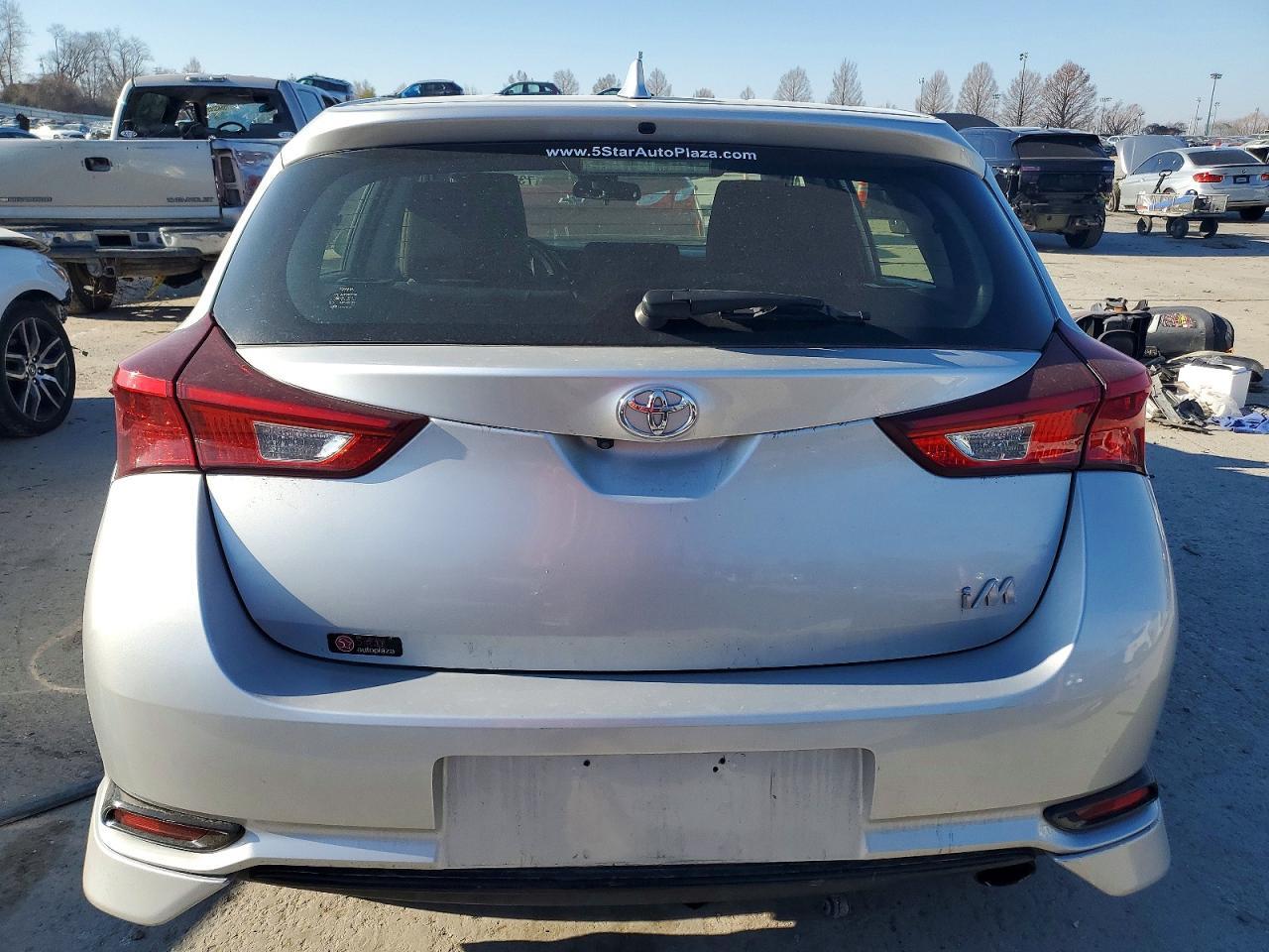 2018 Toyota Corolla Im - Фото 6