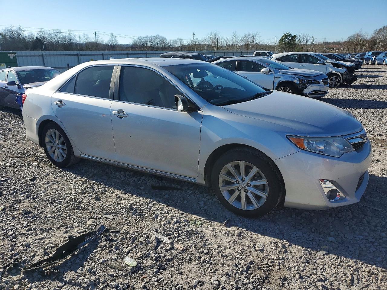 2012 Toyota Camry Hybrid - Image 4