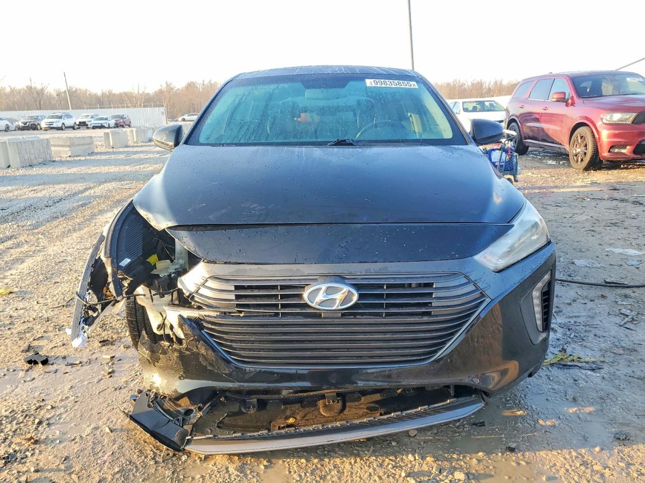 2017 Hyundai Ioniq Limited - Image 5