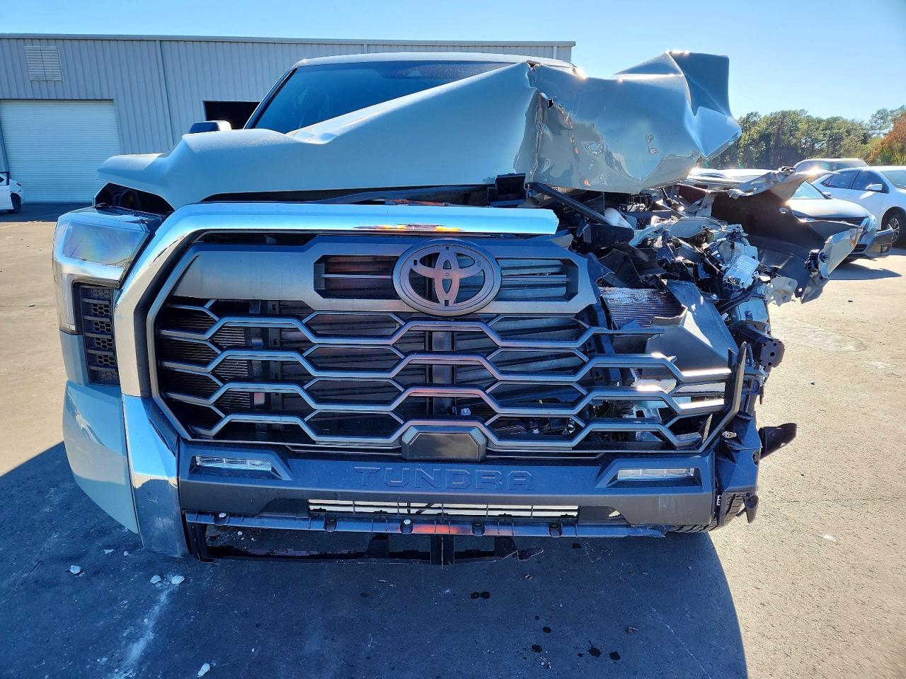 2025 Toyota Tundra - Фото 5
