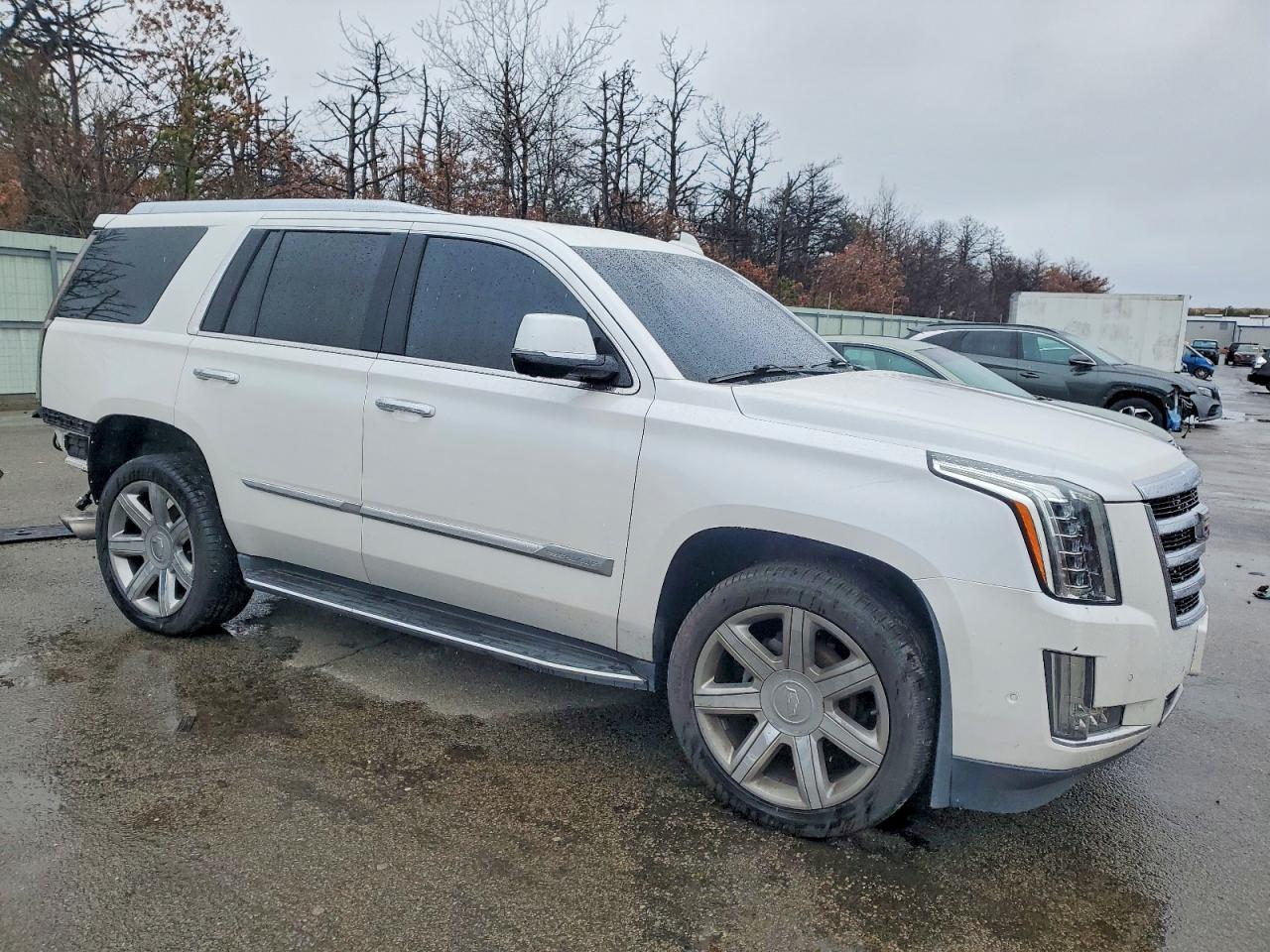 2018 Cadillac Escalade Luxury - Фото 4