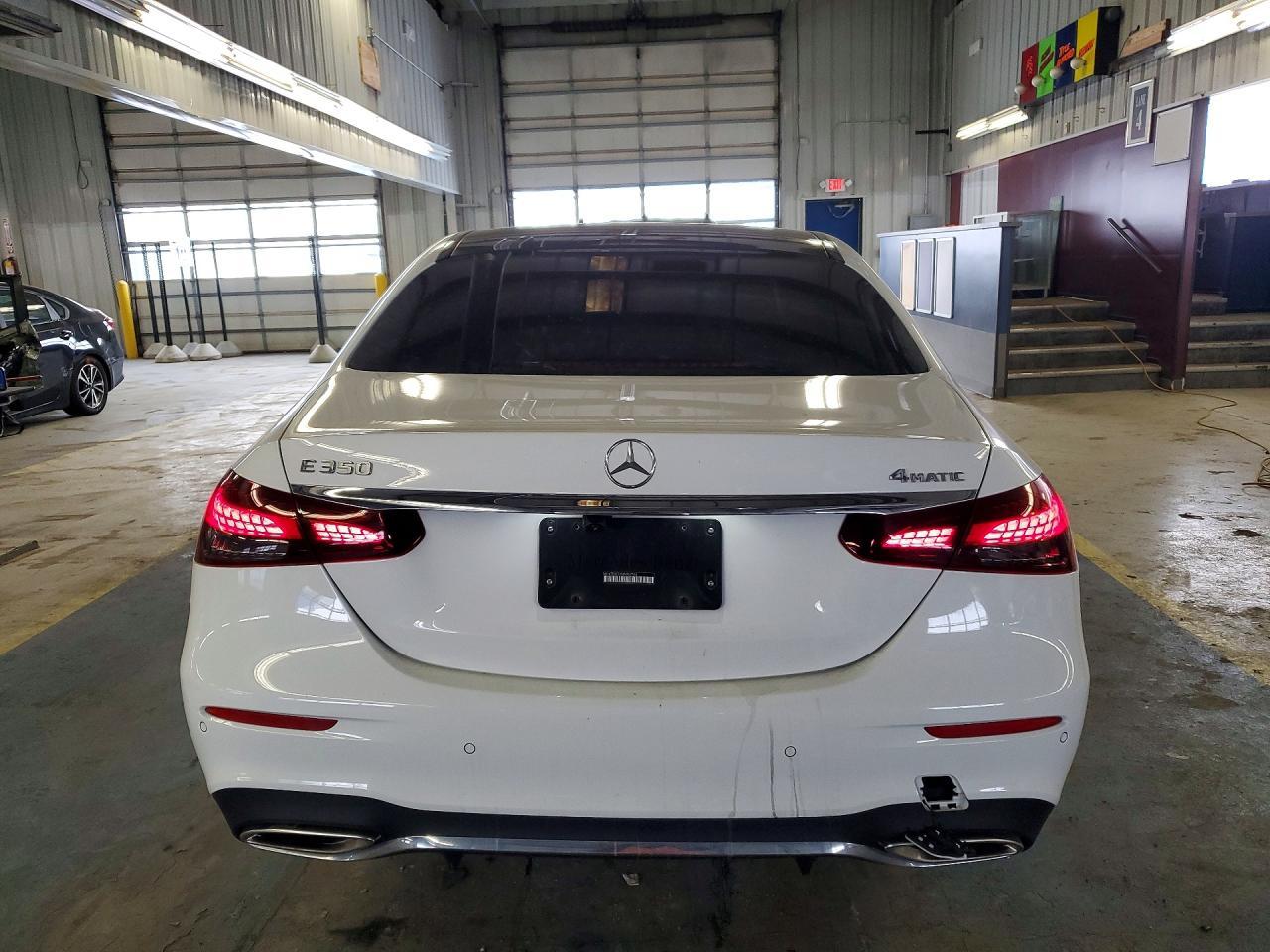 2021 Mercedes-Benz E 350 4Matic - Фото 6