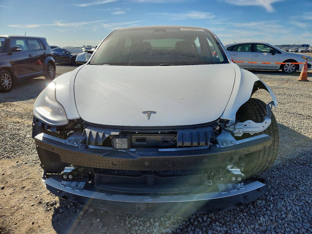 2020 Tesla Model 3 - Фото 5