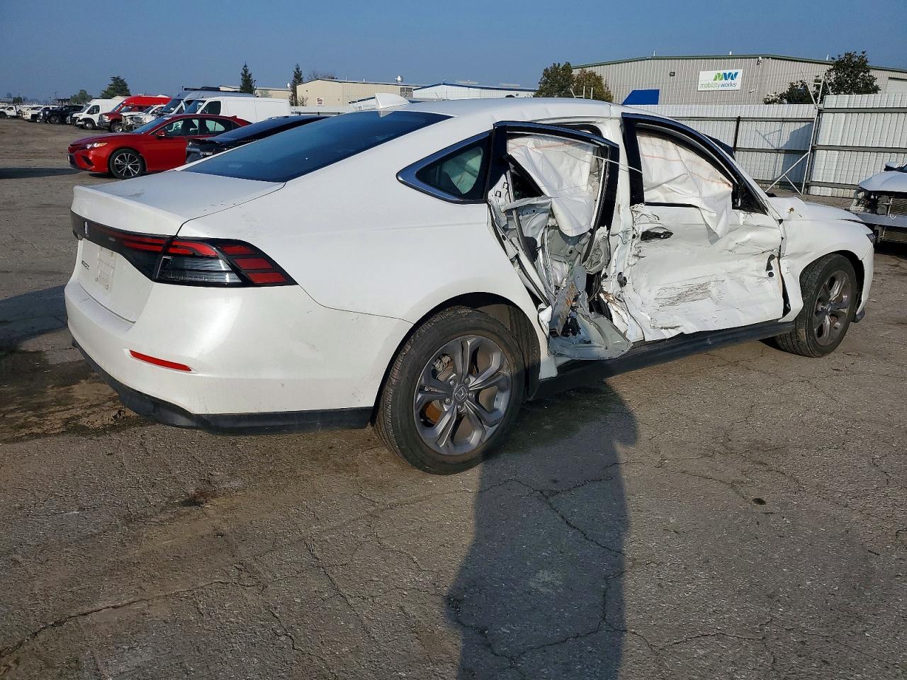 2023 Honda Accord Ex - Фото 3