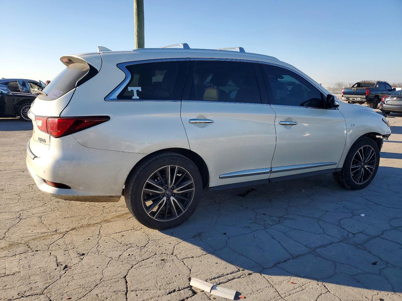 2016 Infiniti Qx60 - Фото 3