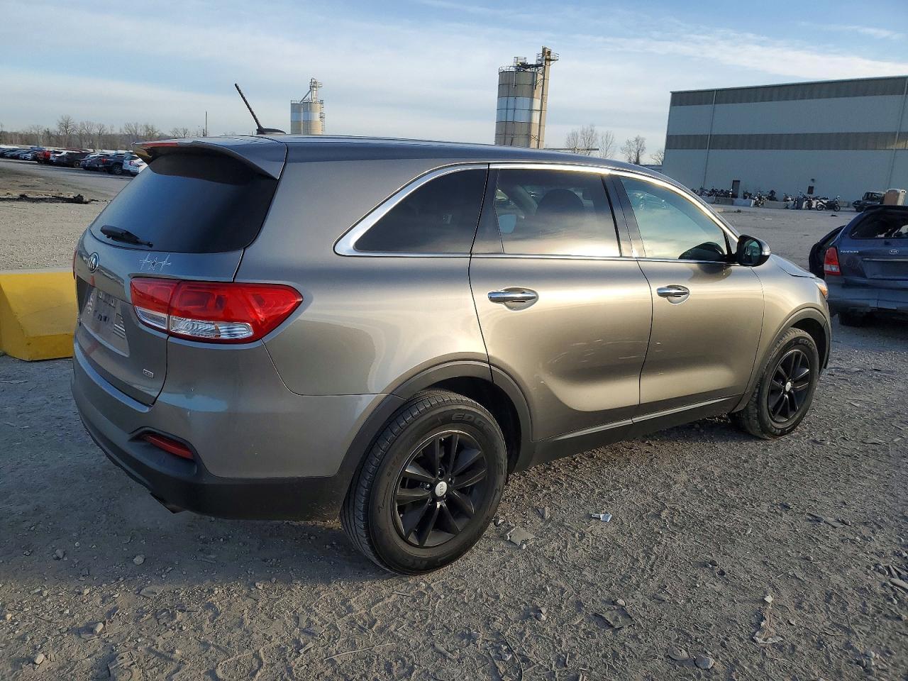 2018 Kia Sorento Lx - Фото 3