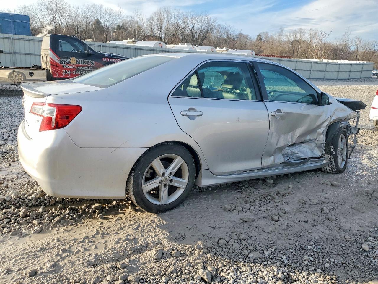 2013 Toyota Camry Se - Фото 3