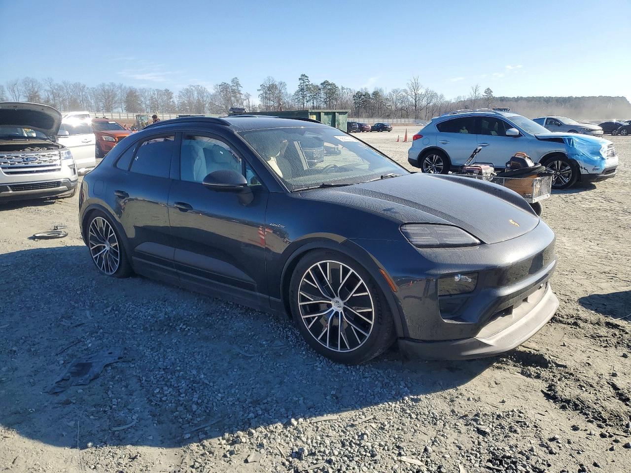 2024 Porsche Macan 4 - Image 4