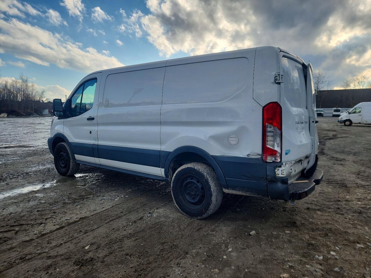 2017 Ford Transit T-250 - Фото 2