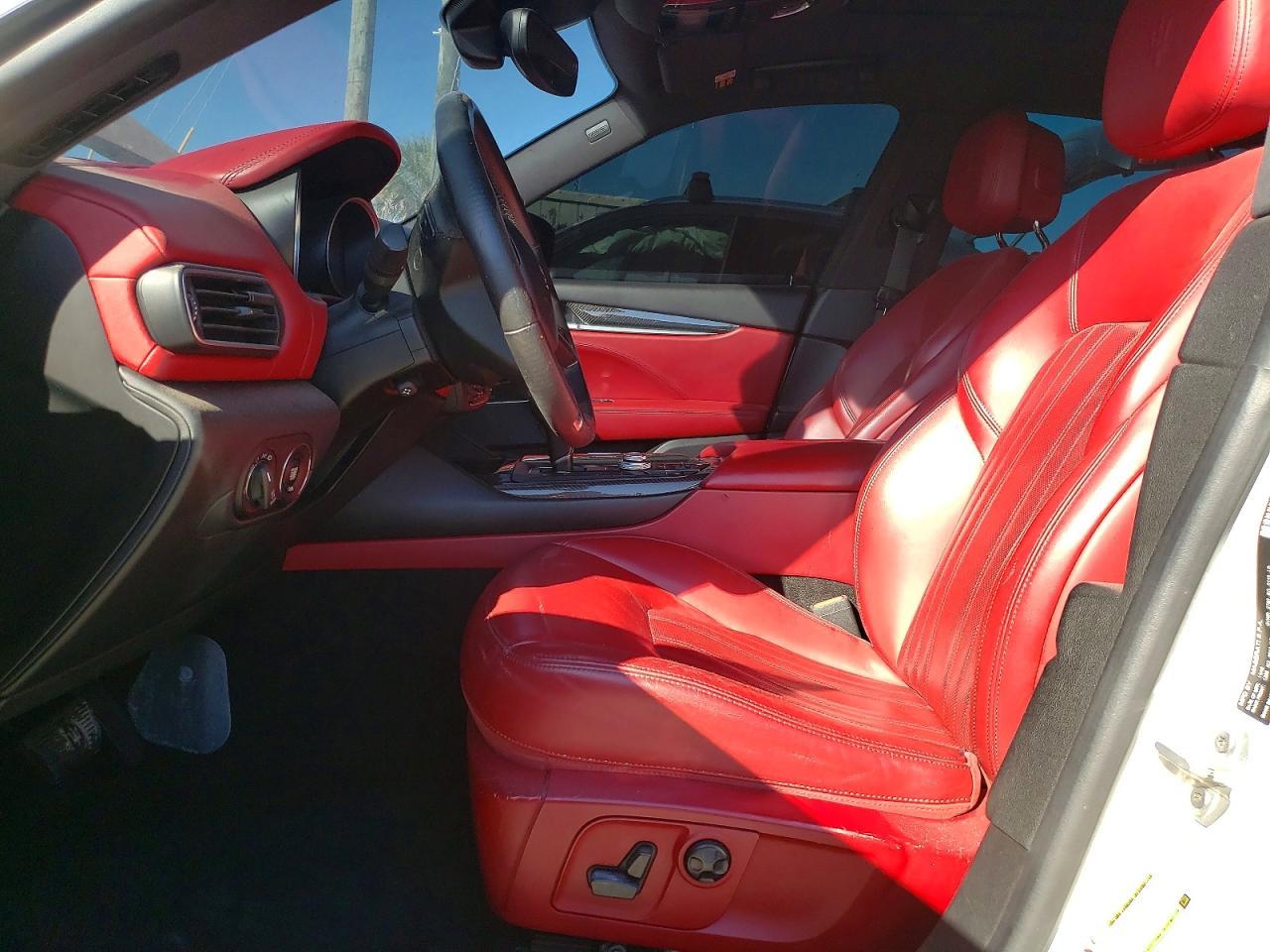 2017 Maserati Levante Luxury - Image 7