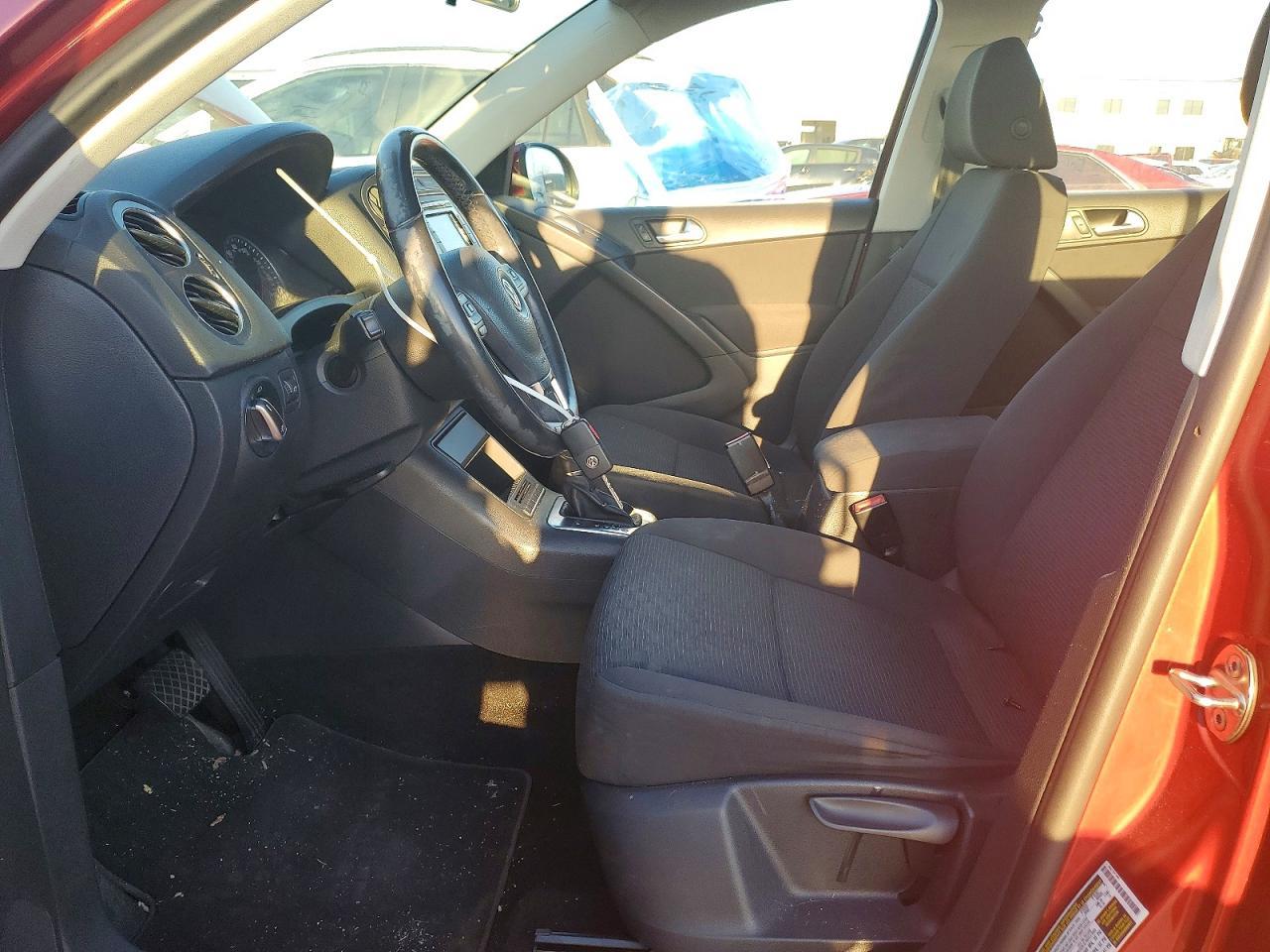 2015 Volkswagen Tiguan - Image 7