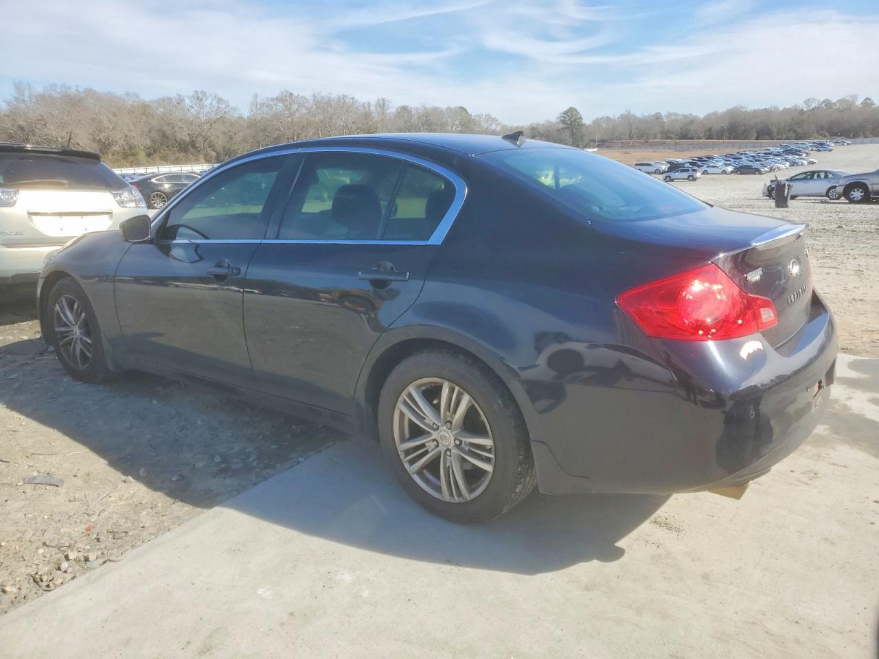 2013 Infiniti G37 Base - Фото 2