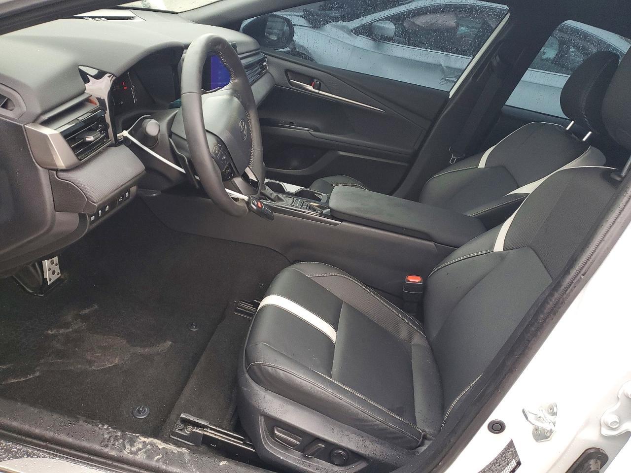 2025 Toyota Camry - Фото 7