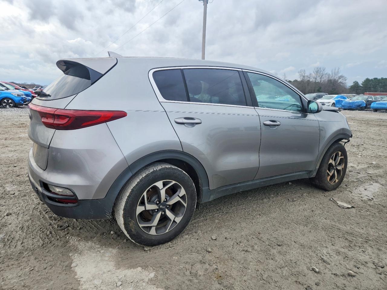 2020 Kia Sportage Lx - Image 3