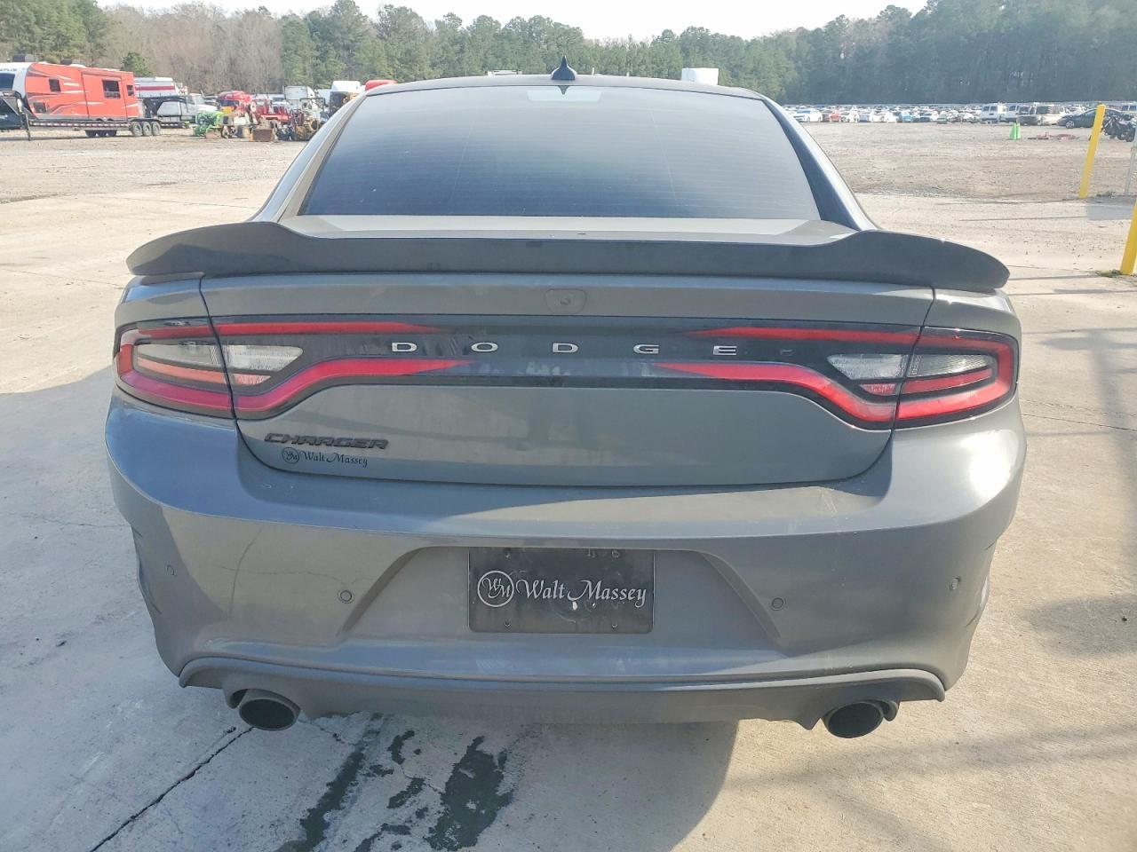 2017 Dodge Charger R/T - Image 6
