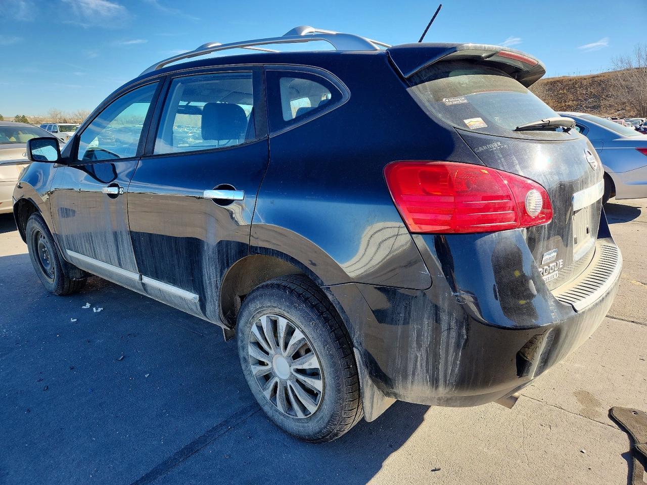 2015 Nissan Rogue Select S - Фото 2