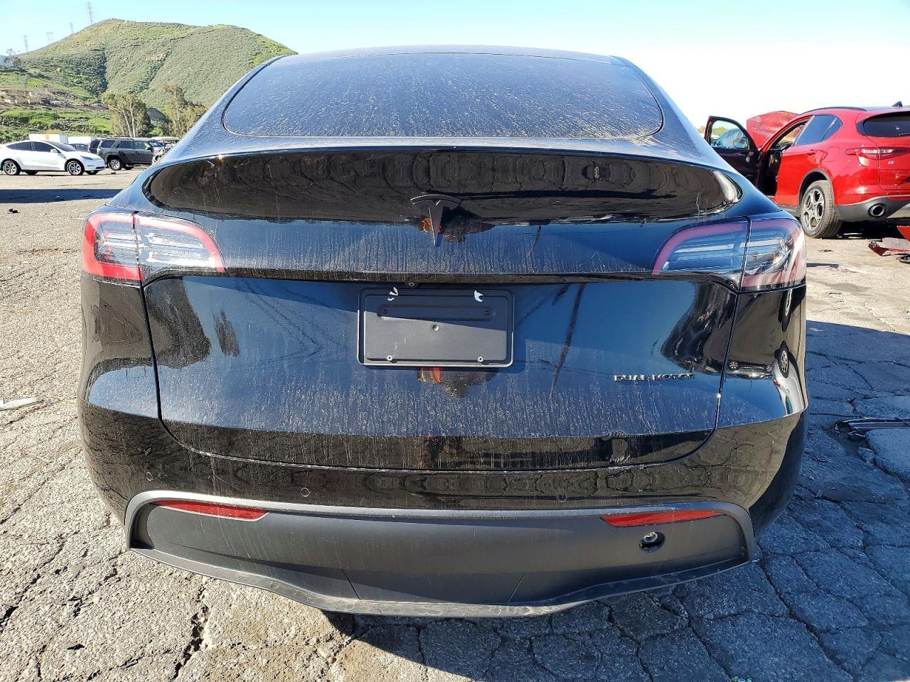 2022 Tesla Model Y - Фото 6