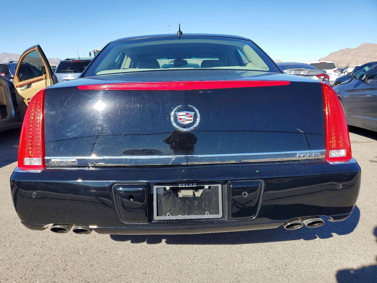 2006 Cadillac Dts - Image 6