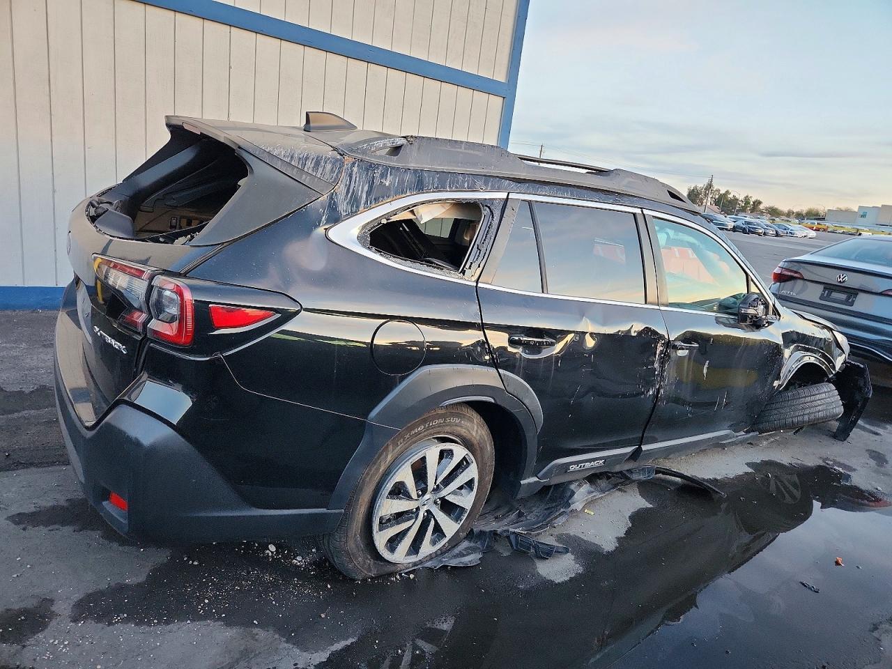 2023 Subaru Outback Premium - Фото 3