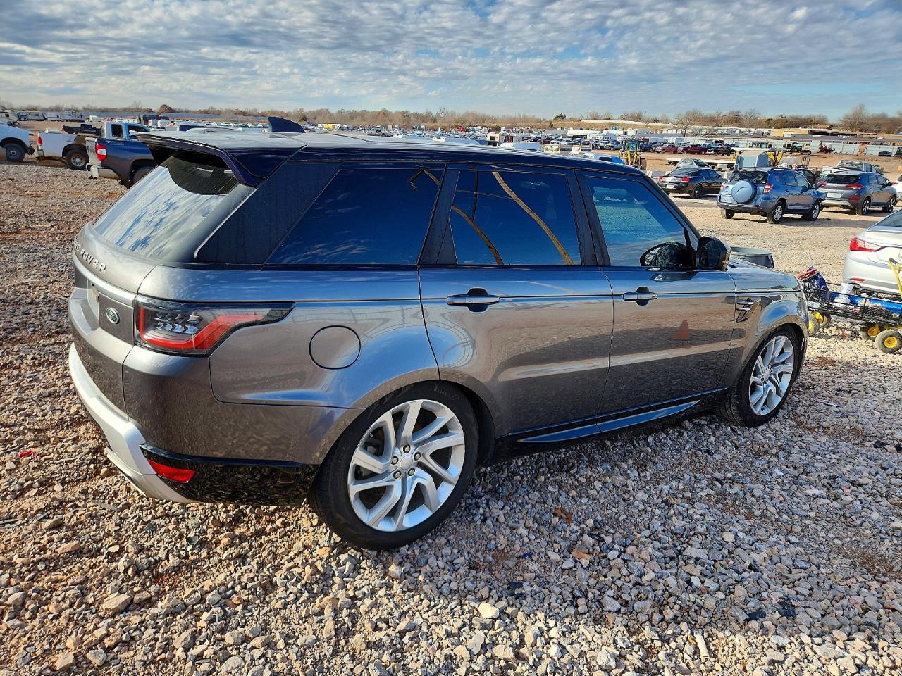 2018 Land Rover Range Rover Sport Hse - Image 3