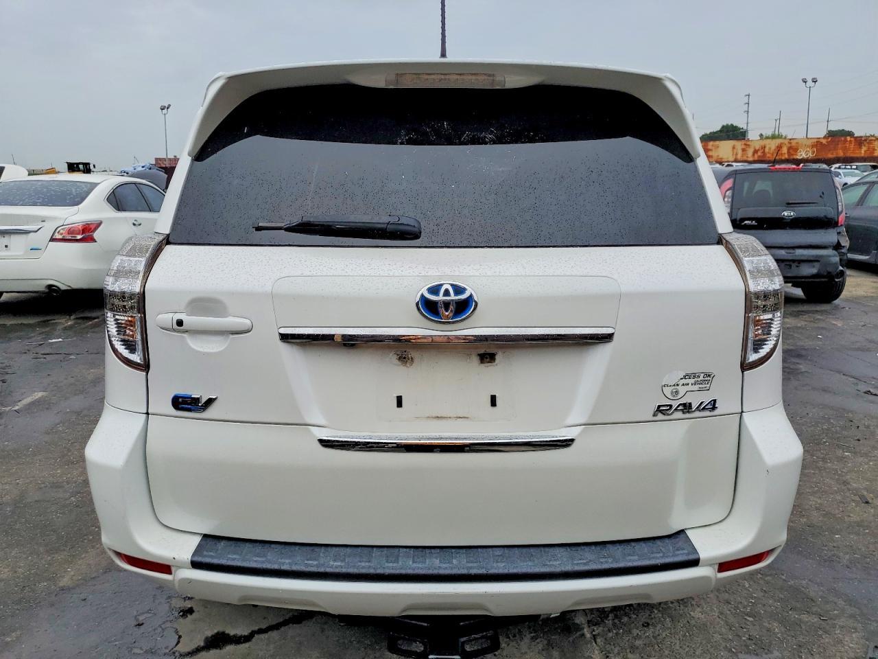 2013 Toyota Rav4 Ev - Фото 6