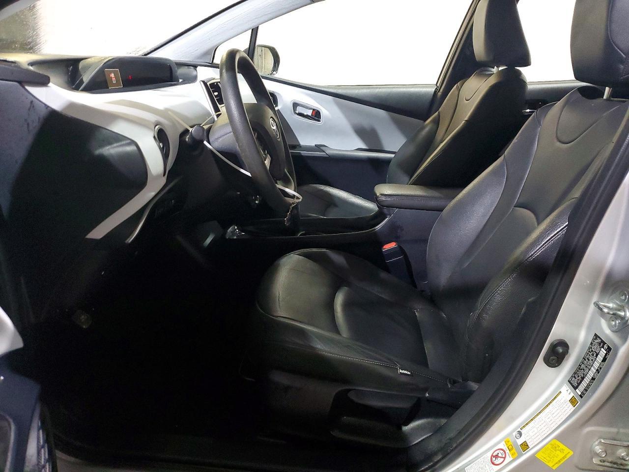 2016 Toyota Prius - Фото 7