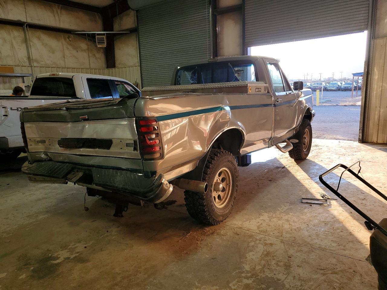 1989 Ford F150 - Фото 3