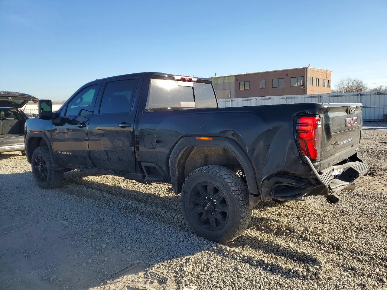2025 GMC Sierra K2500 At4 - Фото 2