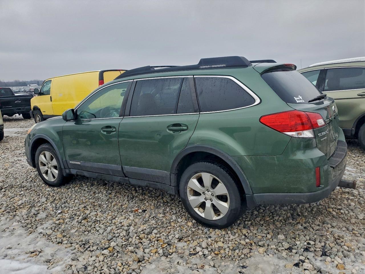 2010 Subaru Outback 2.5I Premium - Фото 2