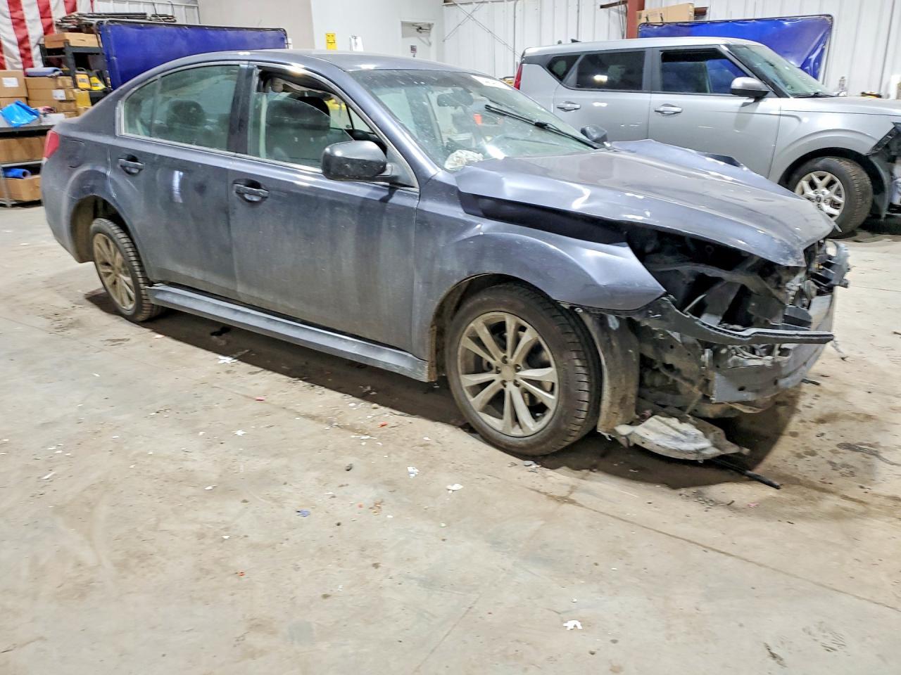 2014 Subaru Legacy 2.5I - Image 4