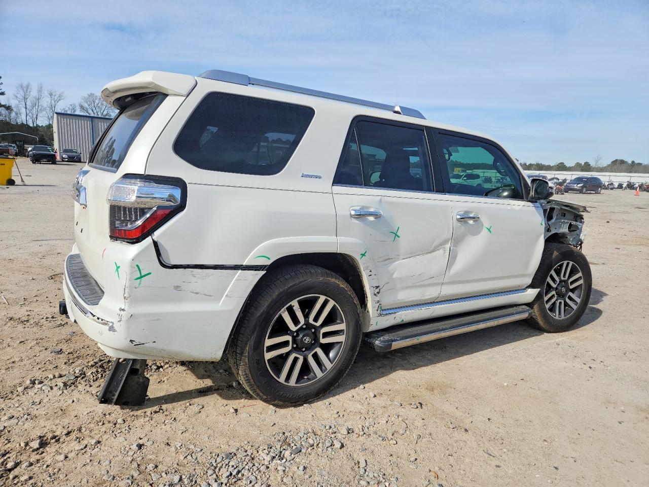 2019 Toyota 4Runner Sr5 - Фото 3