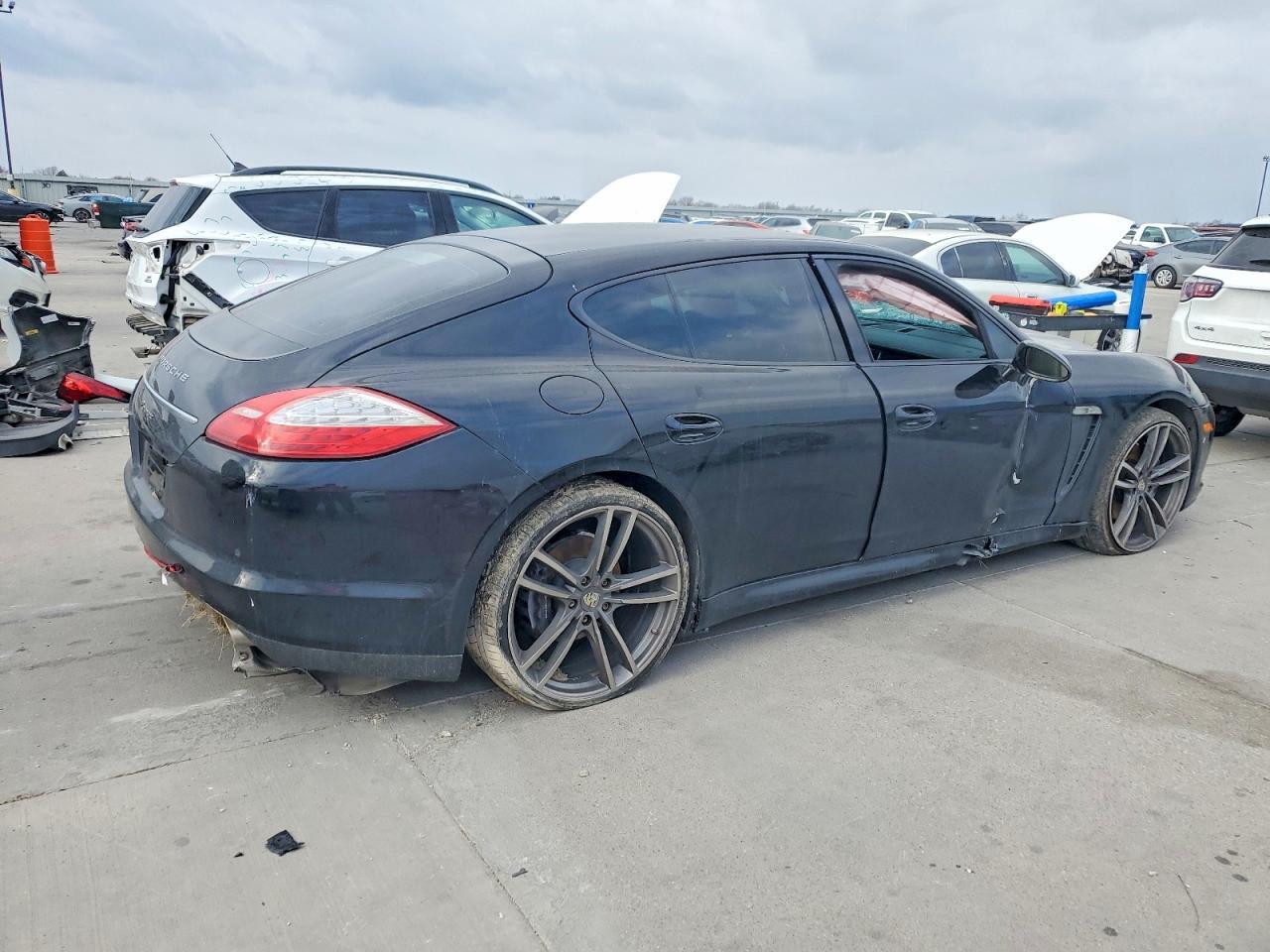 2011 Porsche Panamera 2 - Image 3