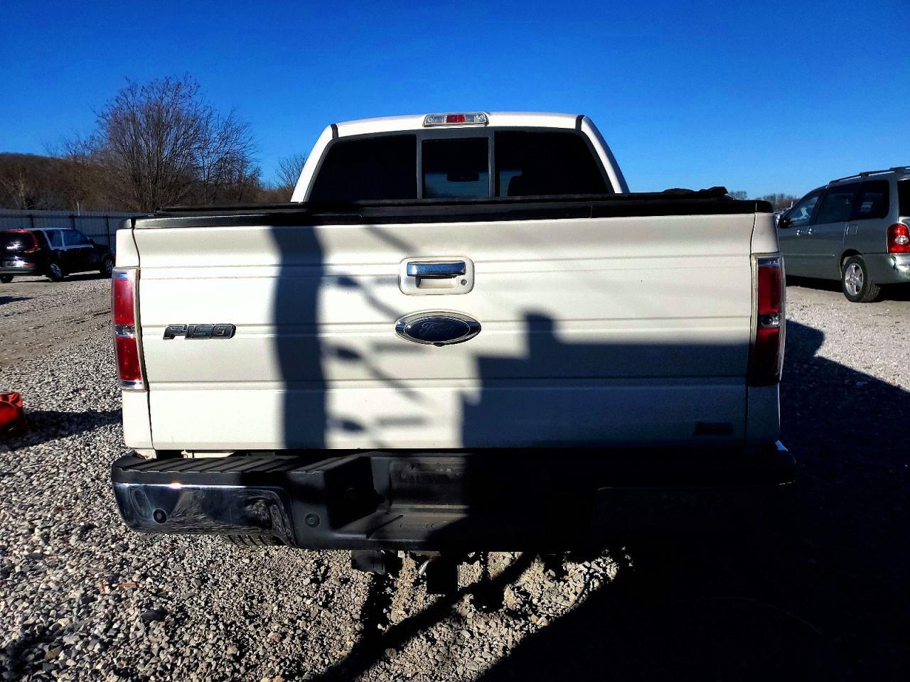 2010 Ford F150 Supercrew - Image 6