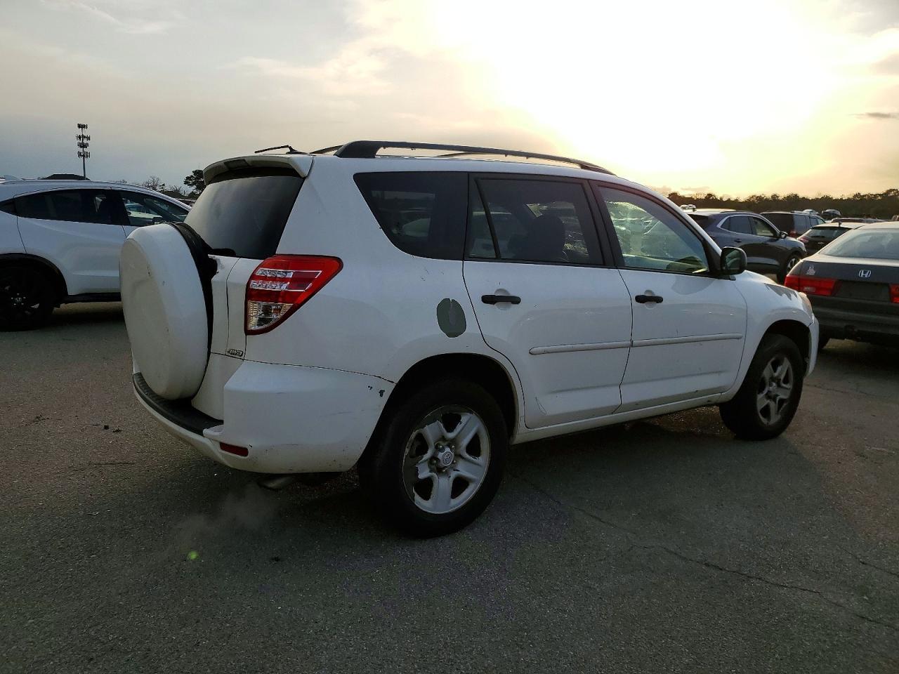 2011 Toyota Rav4 - Image 3