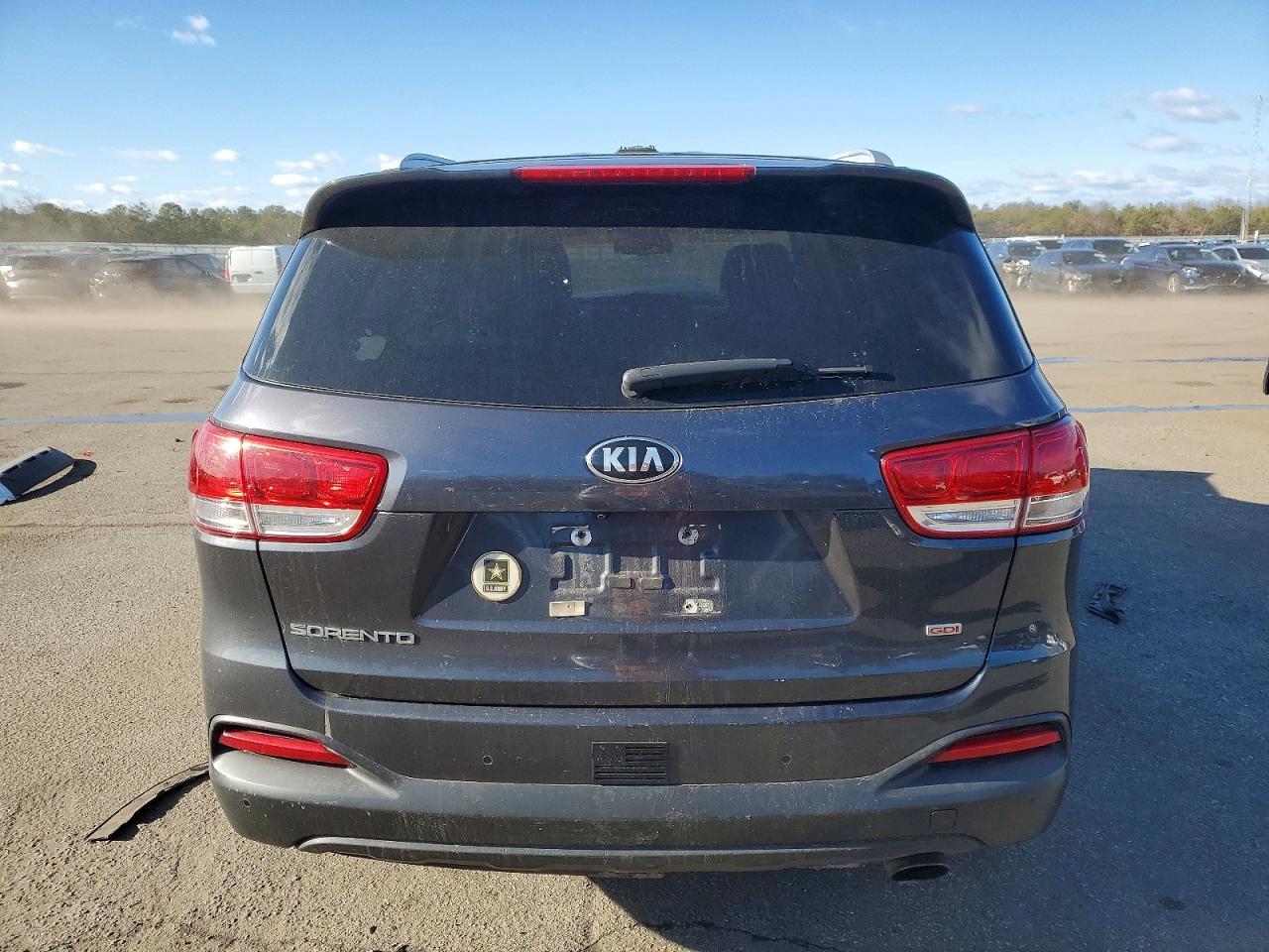 2017 Kia Sorento Lx - Фото 6
