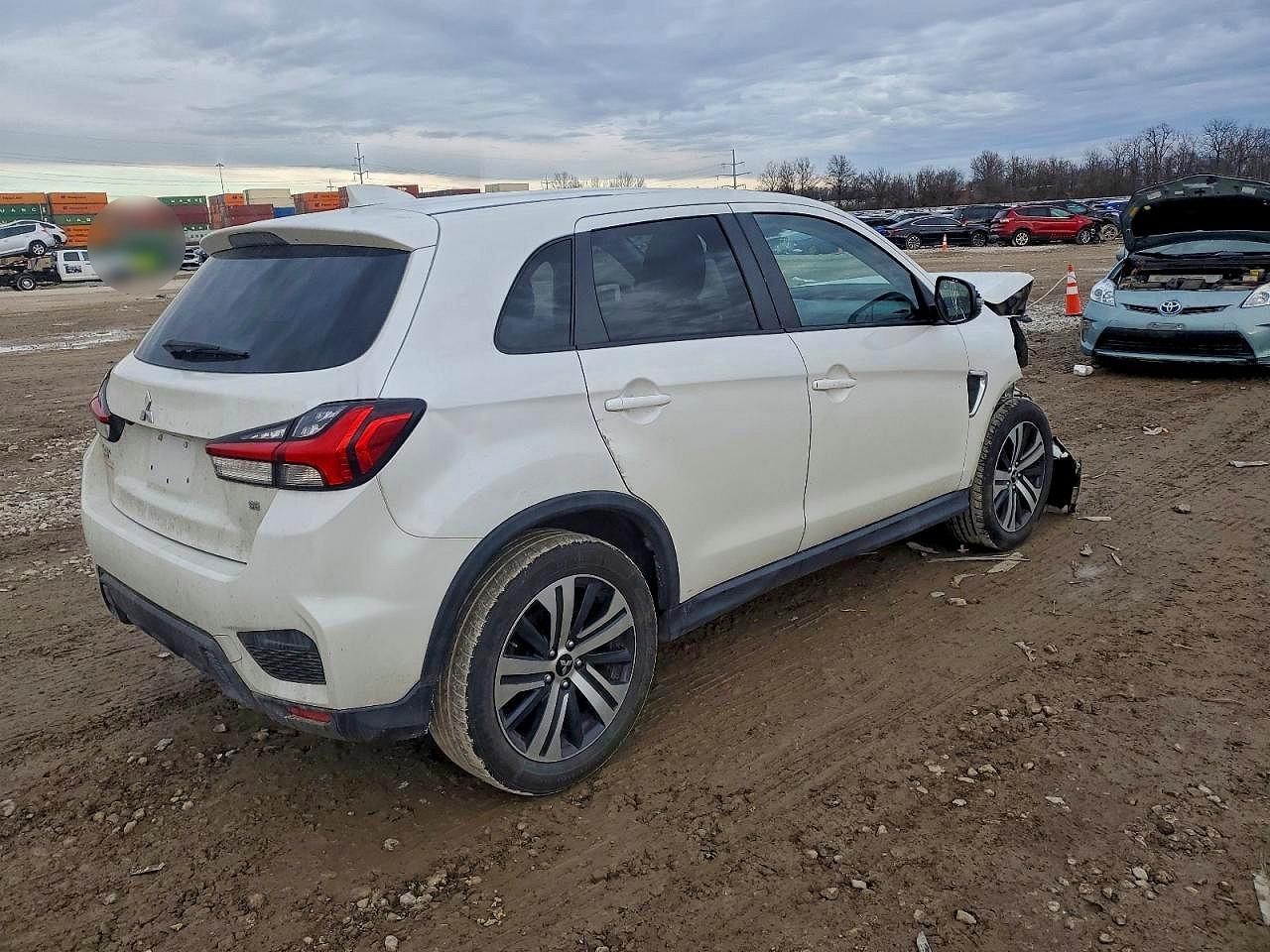 2020 Mitsubishi Outlander Sport Se - Фото 3