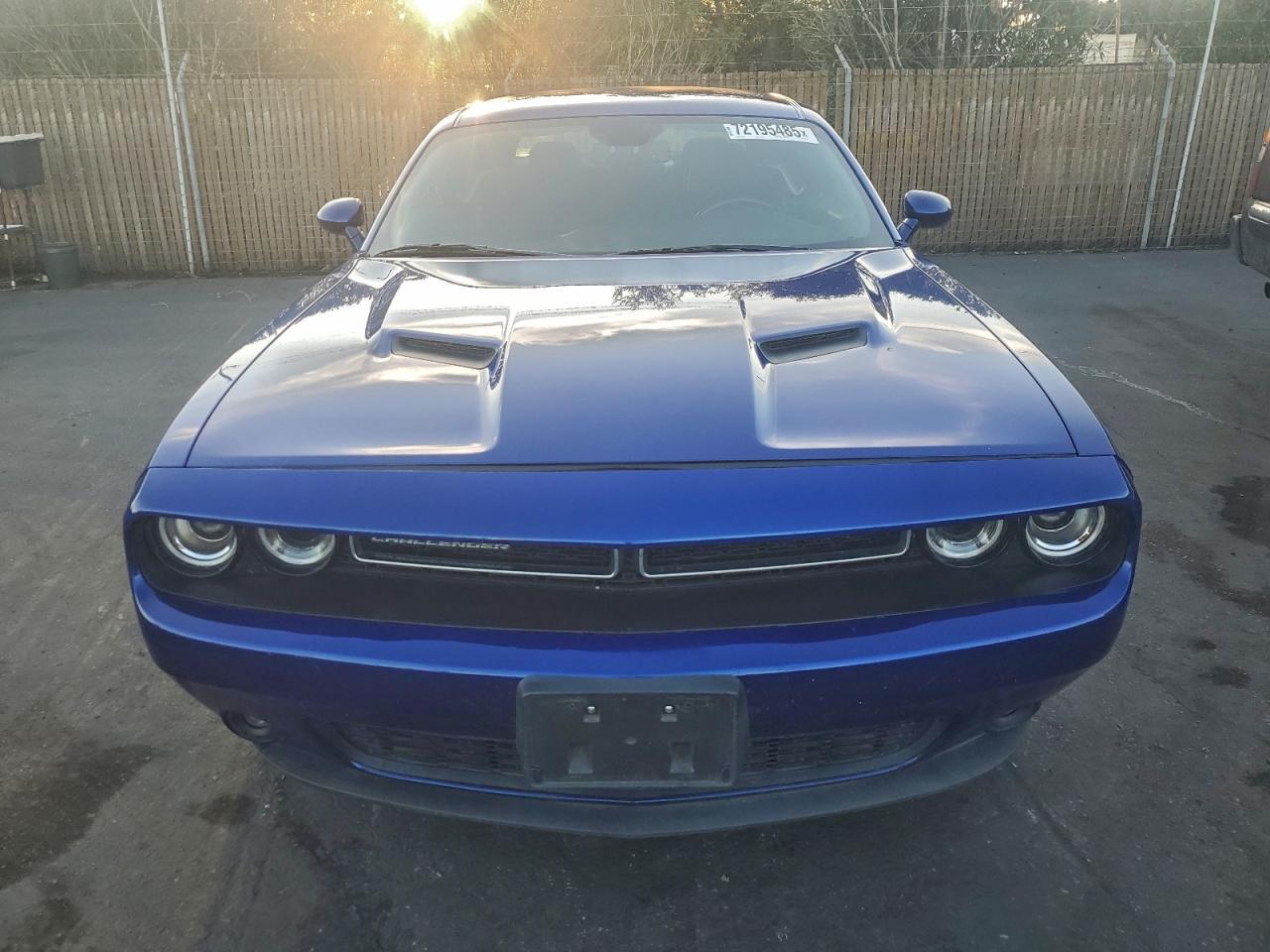 2021 Dodge Challenger Sxt - Фото 5