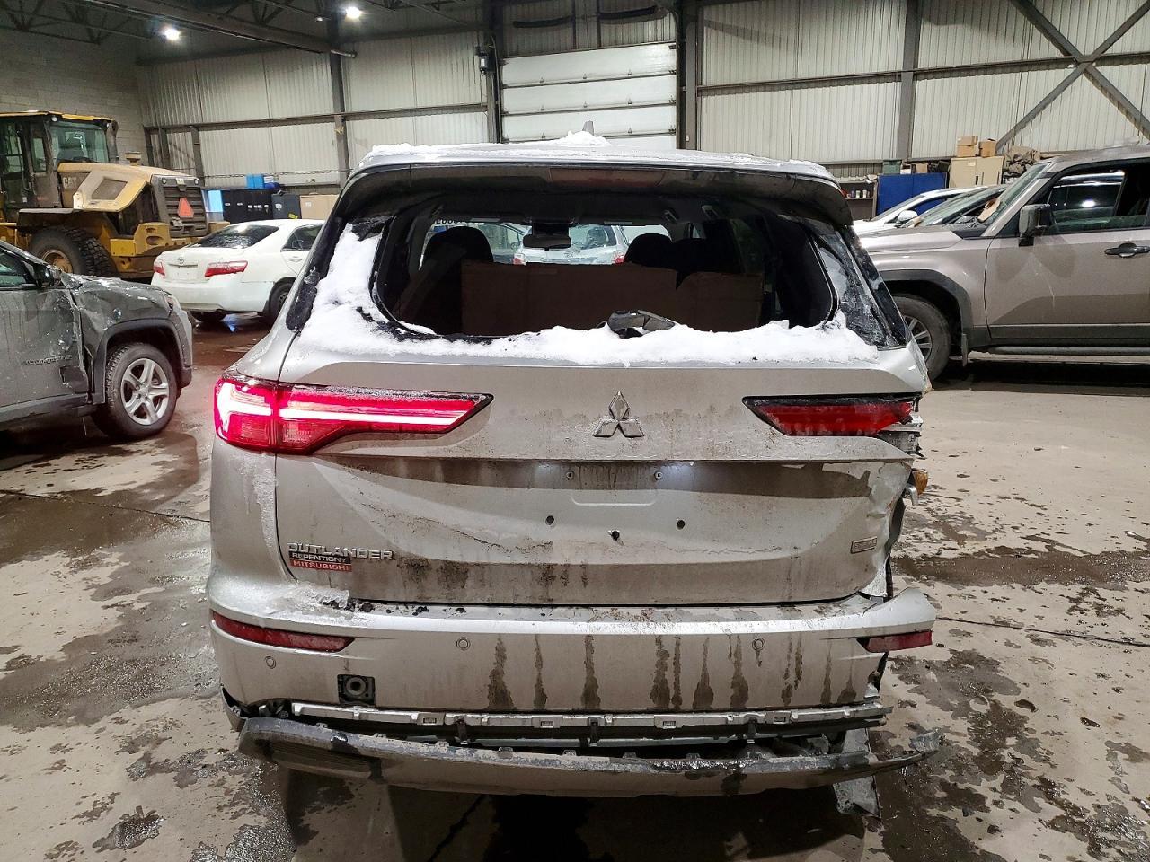 2024 Mitsubishi Outlander Es - Фото 6