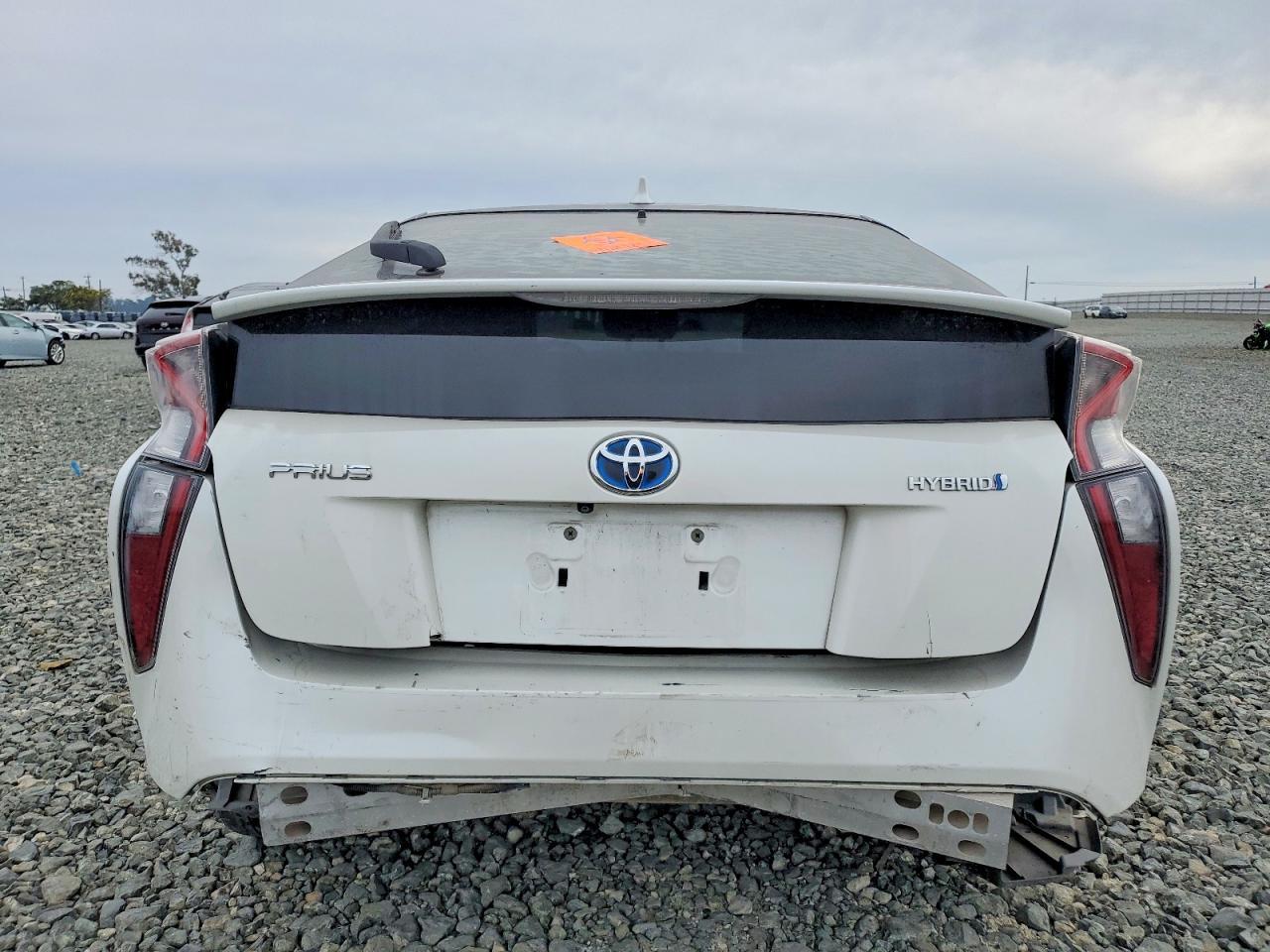 2016 Toyota Prius - Фото 6
