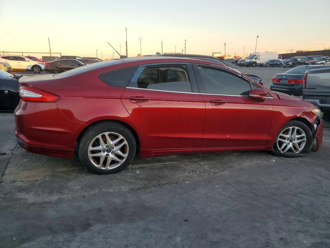 2013 Ford Fusion Se - Фото 3