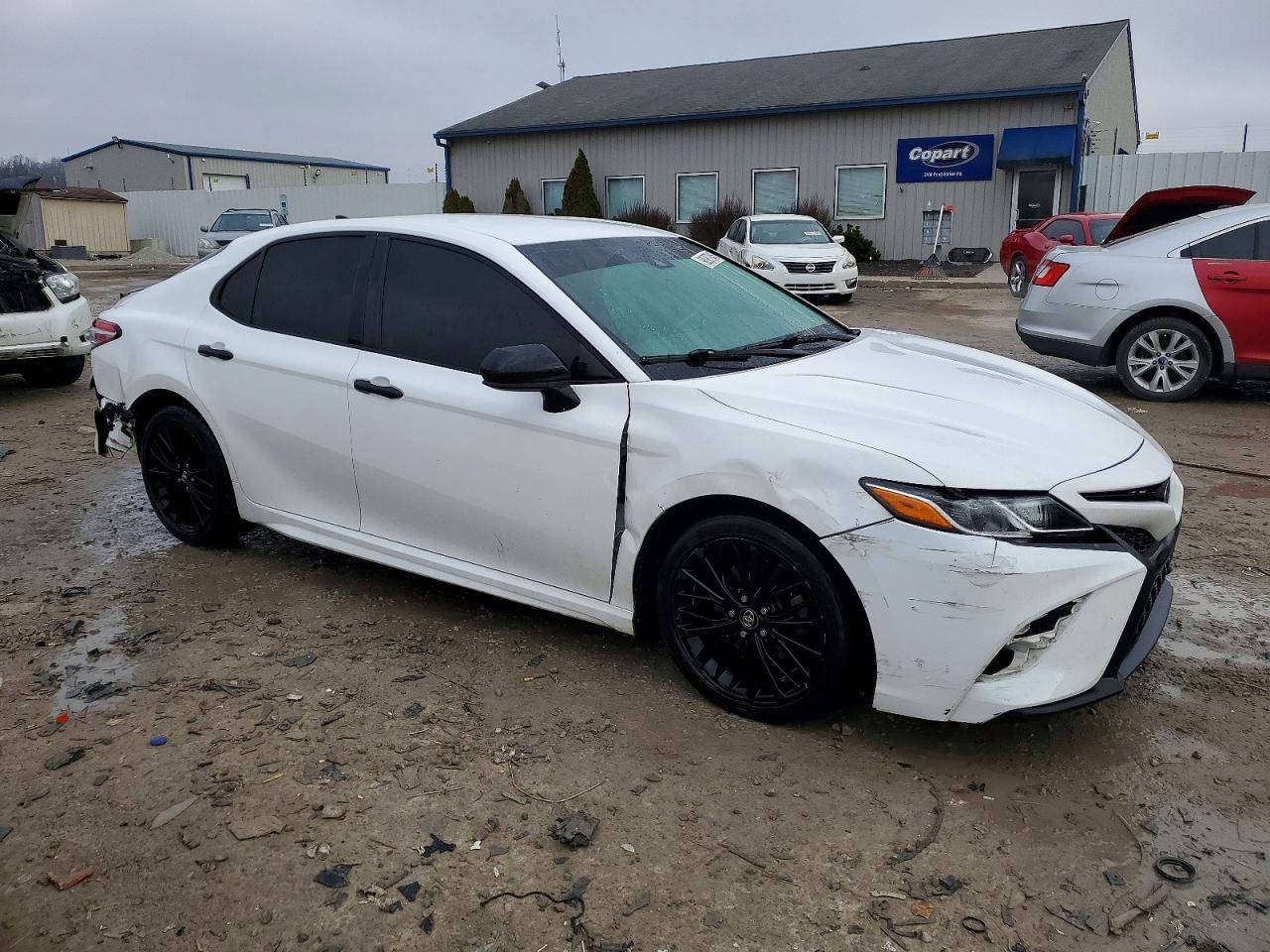 2020 Toyota Camry Se - Image 4