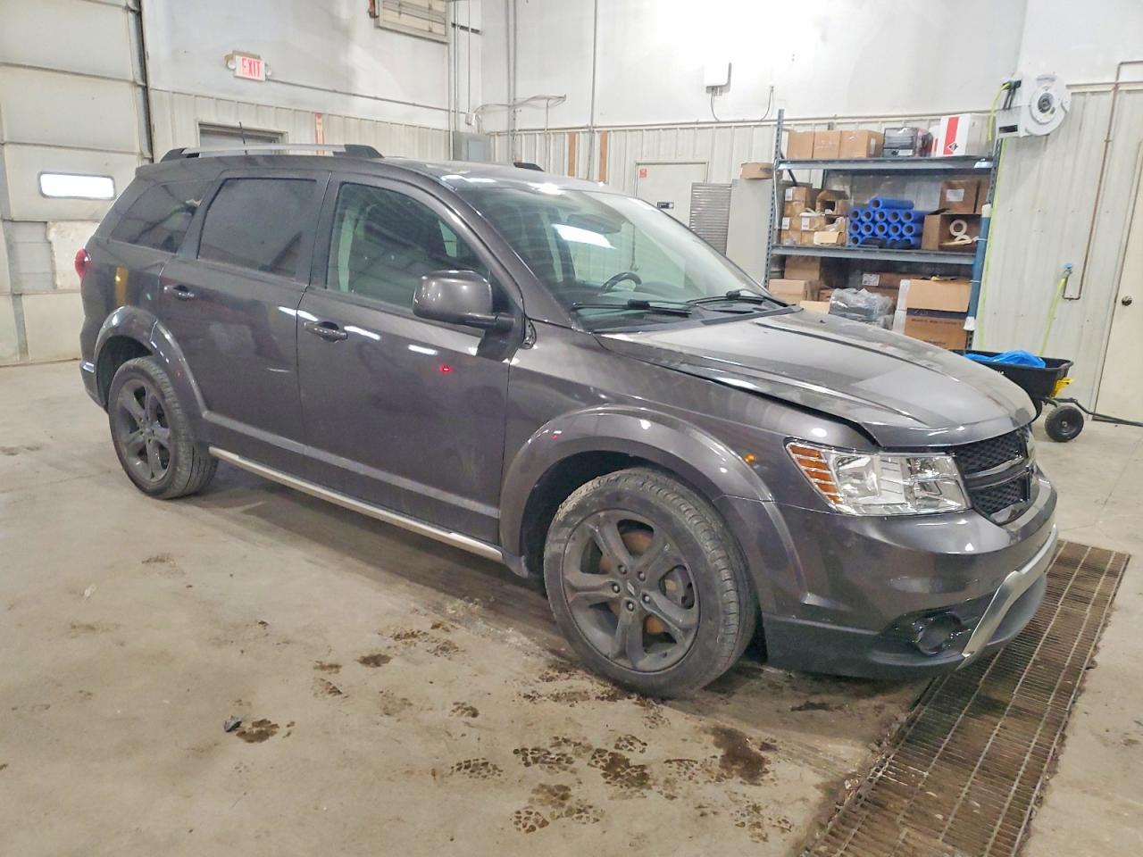 2020 Dodge Journey Crossroad - Image 4