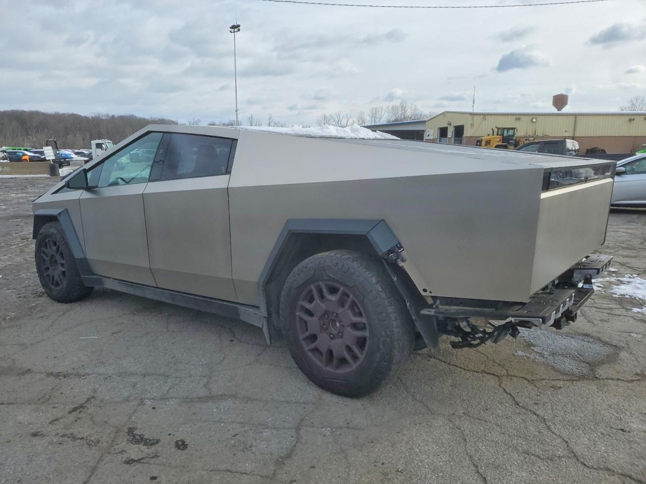 2024 Tesla Cybertruck - Image 2